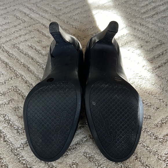 Jessica Simpson leather pumps - size 8.5 - Picture 5 of 7